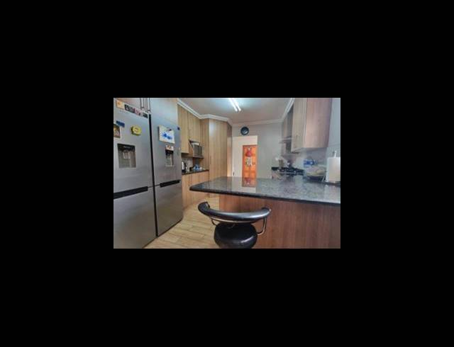 3 BEDROOM CLUSTER FOR SALE IN NEW REDRUTH